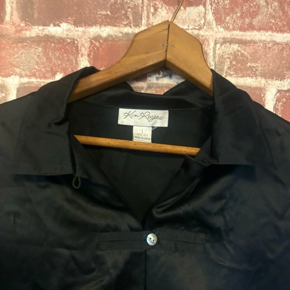 Kim Rogers Elegant Black Silk Blouse - Picture 5 of 7